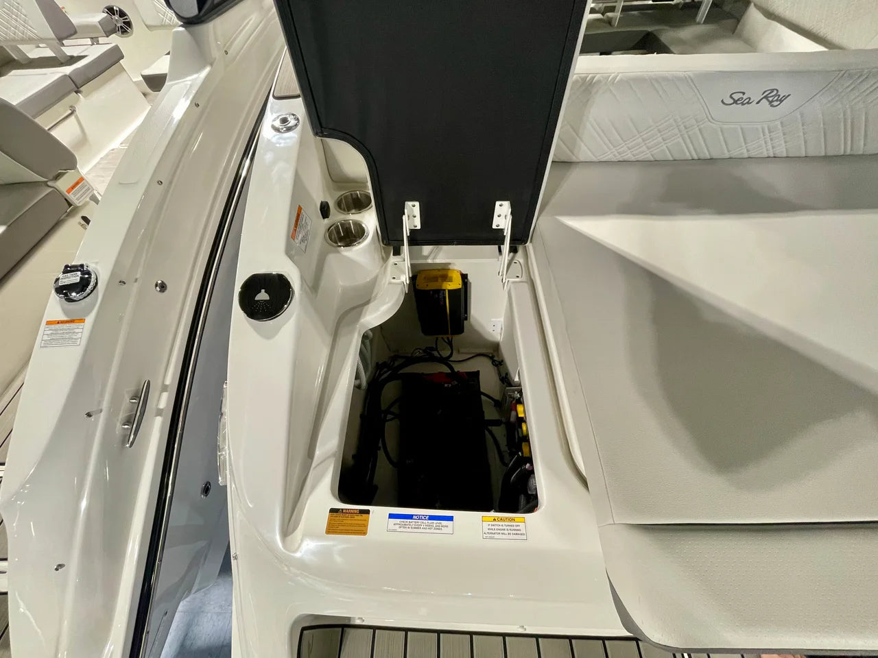 2026 Sea Ray SDX 270 Outboard 27.0 feet, Danvers, Massachusetts #4