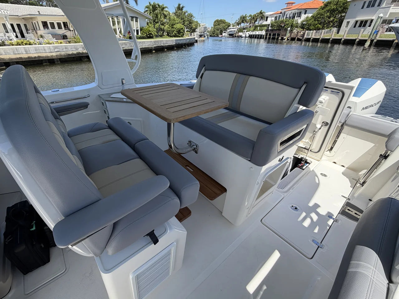 2024 Boston Whaler 350 REALM 35.0 feet, Pompano Beach, Florida #49
