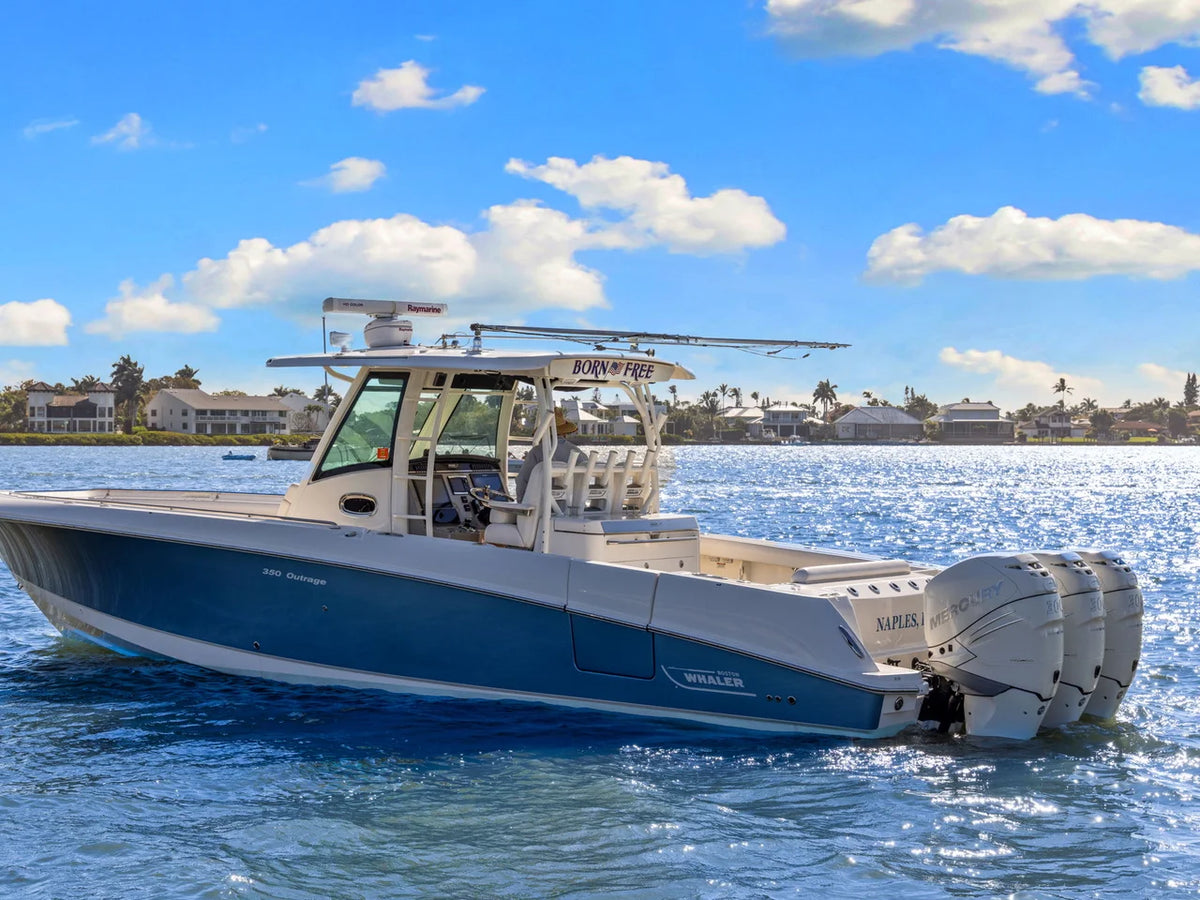 2014 Boston Whaler 350 OUTRAGE 35.0 feet, Naples, Florida #7