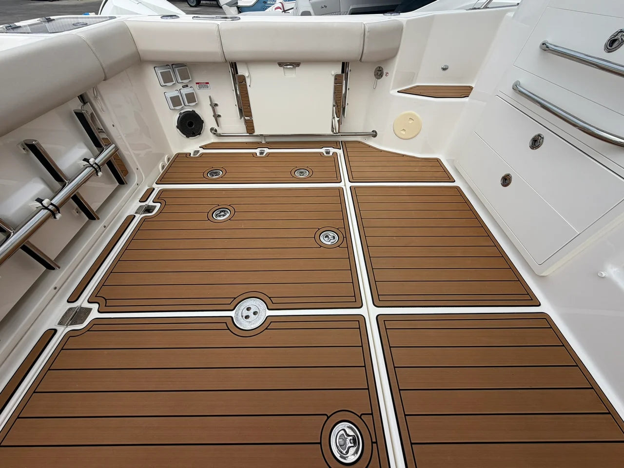 2023 Boston Whaler 325 CONQUEST 32.0 feet, Naples, FL #11