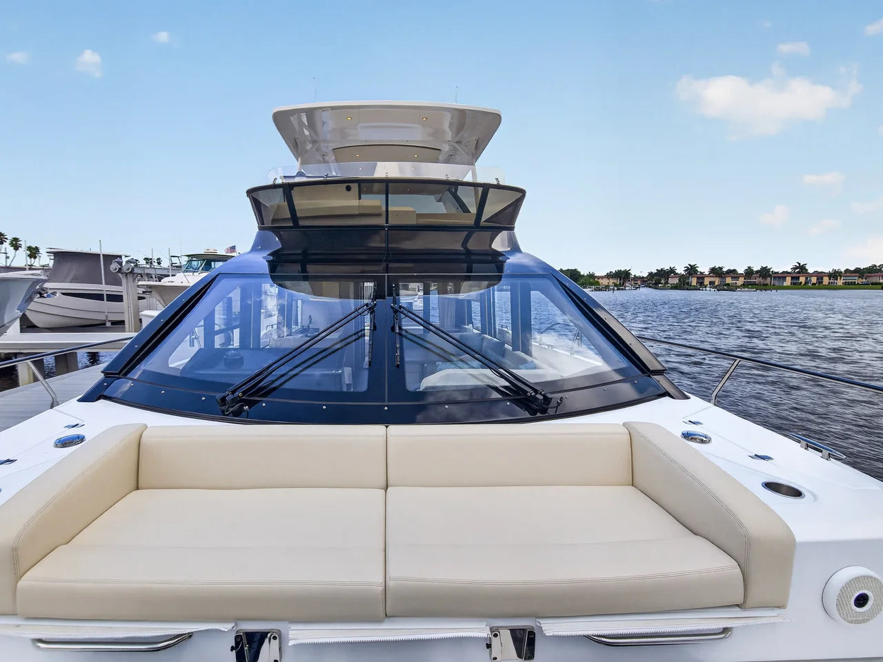 2026 Cruisers Yachts 57 FLY 57.0 feet, Stuart, Florida #44