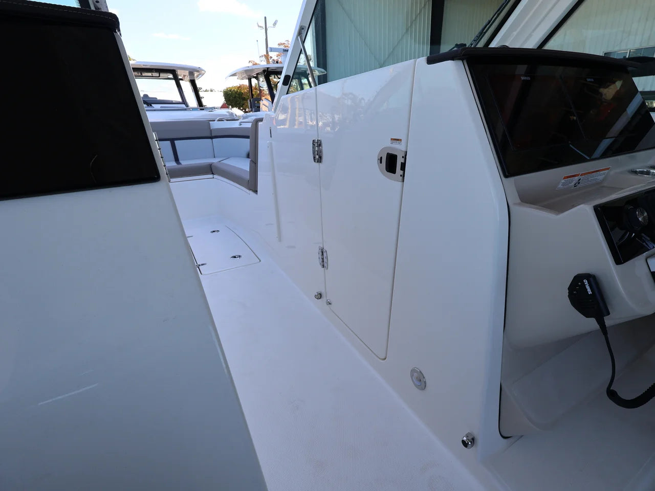 2026 Boston Whaler 330 Vantage 33.0 feet, Naples, Florida #34