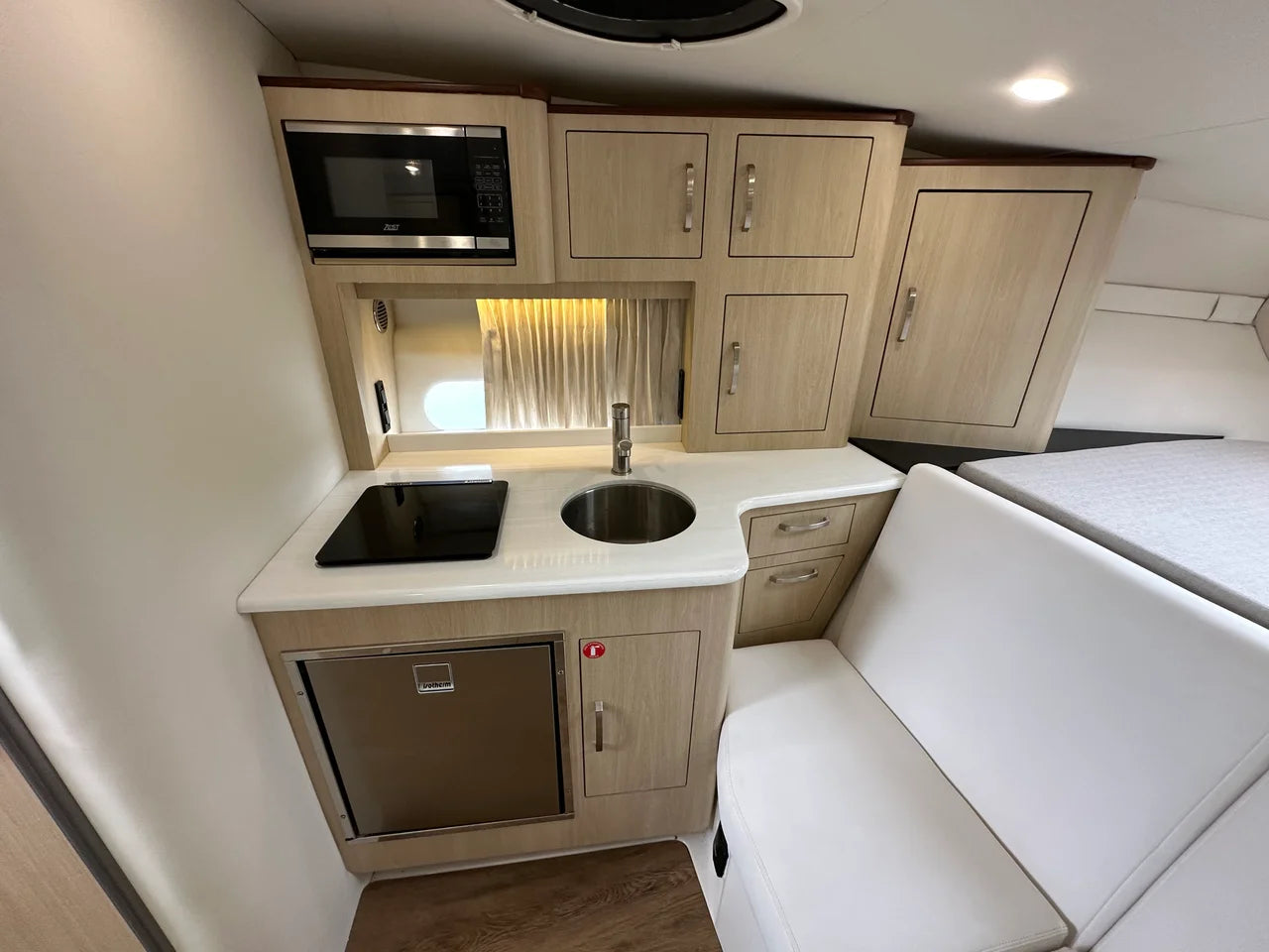 2023 Regal 33 XO 33.0 feet, Pensacola, Florida #23