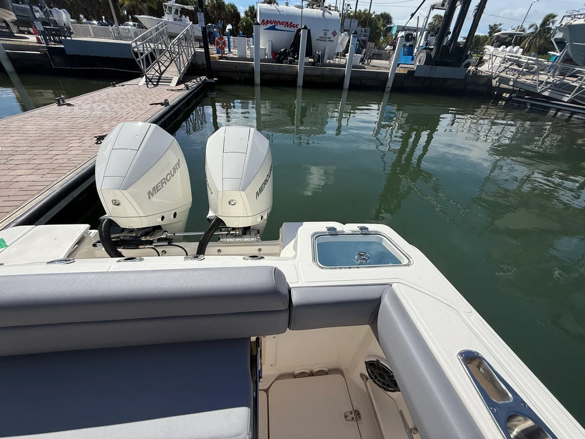 2027 Boston Whaler 250 Outrage 25.0 feet, Sarasota, FL #28