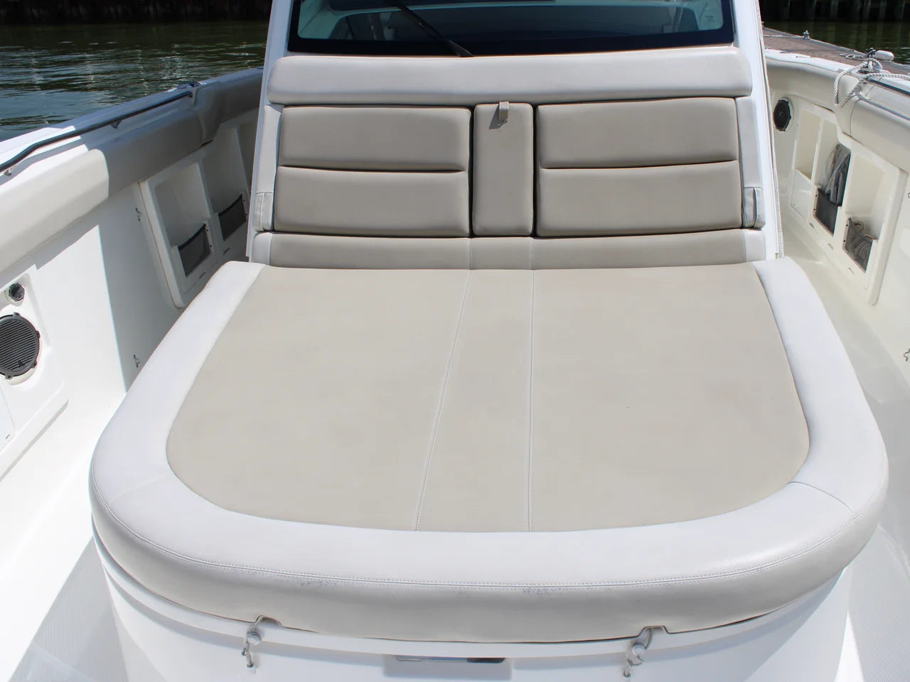 2018 Boston Whaler 380 OUTRAGE 38.0 feet, Seabrook, TX #38