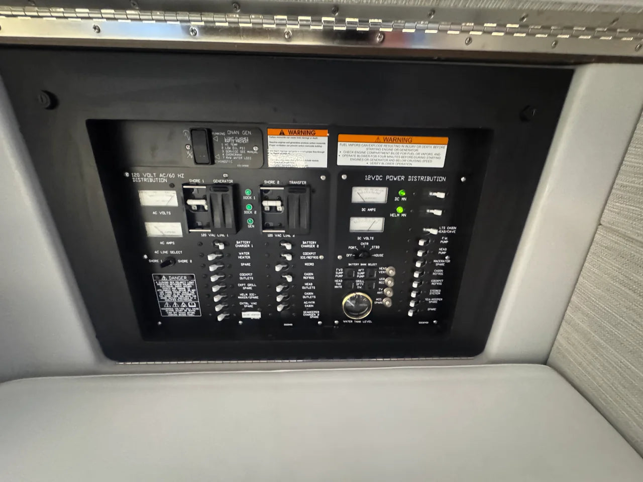 2023 Cruisers Yachts 38 GLS 38.0 feet, Lake Ozark, MO #32