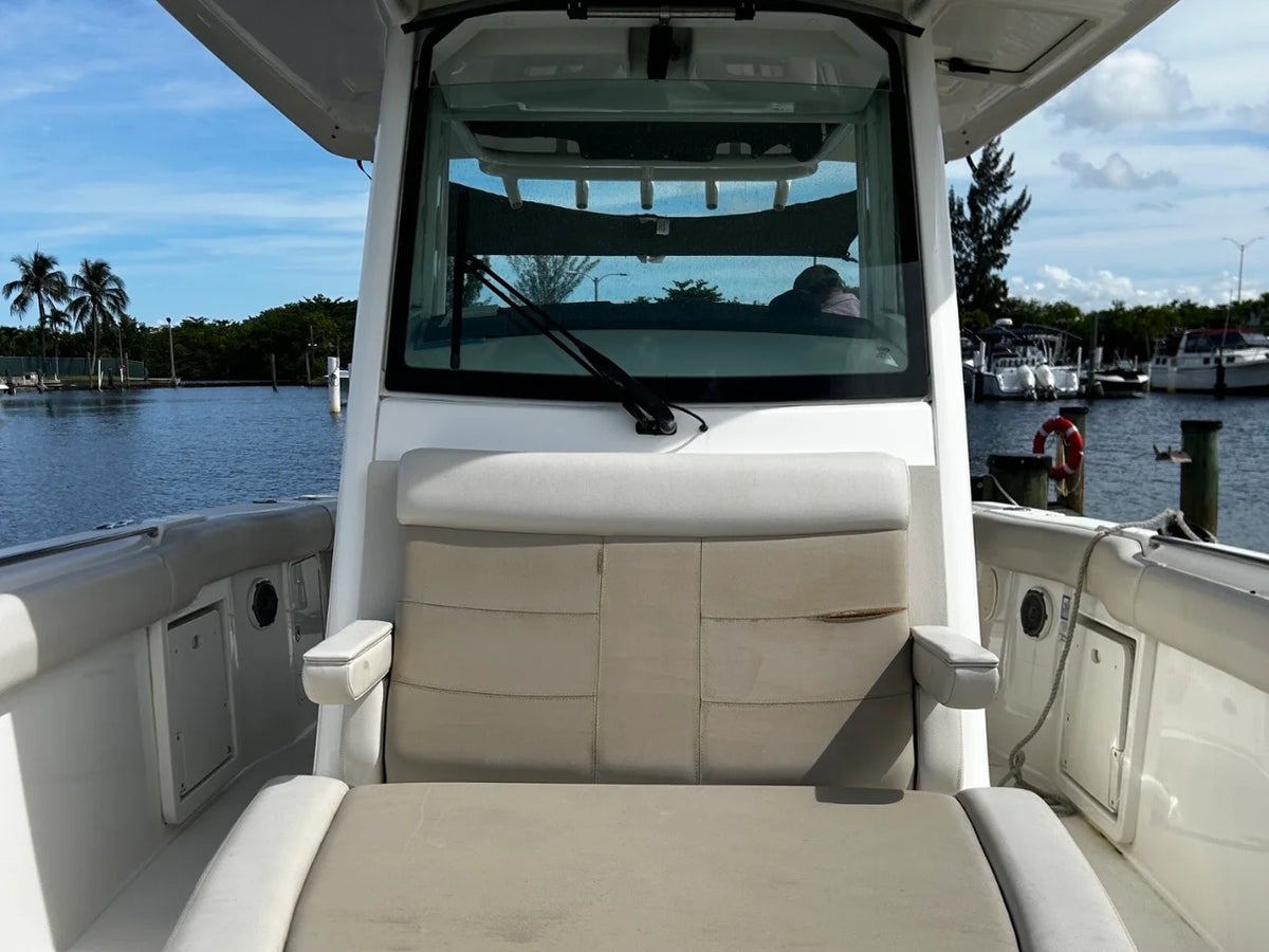 2018 Boston Whaler 330 OUTRAGE 33.0 feet, Ft. Lauderdale, FL #19
