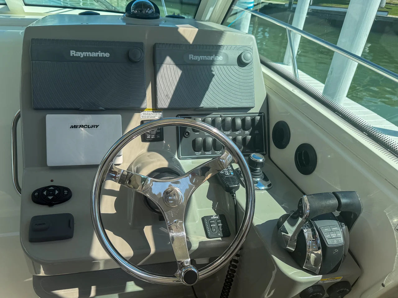 2016 Boston Whaler 315 CONQUEST 31.0 feet, Sanibel, FL #20