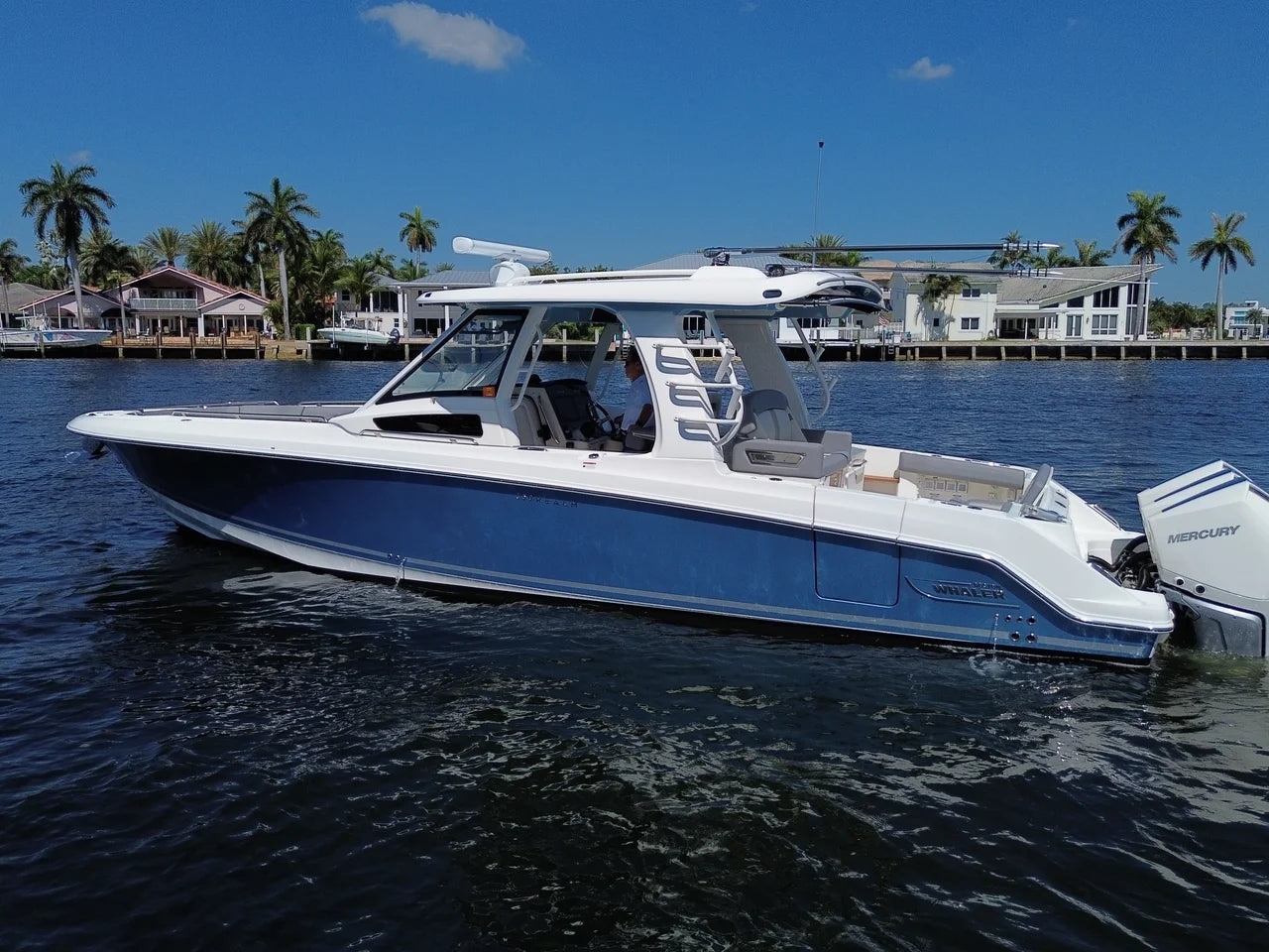 2024 Boston Whaler 350 REALM 35.0 feet, Pompano Beach, Florida #4