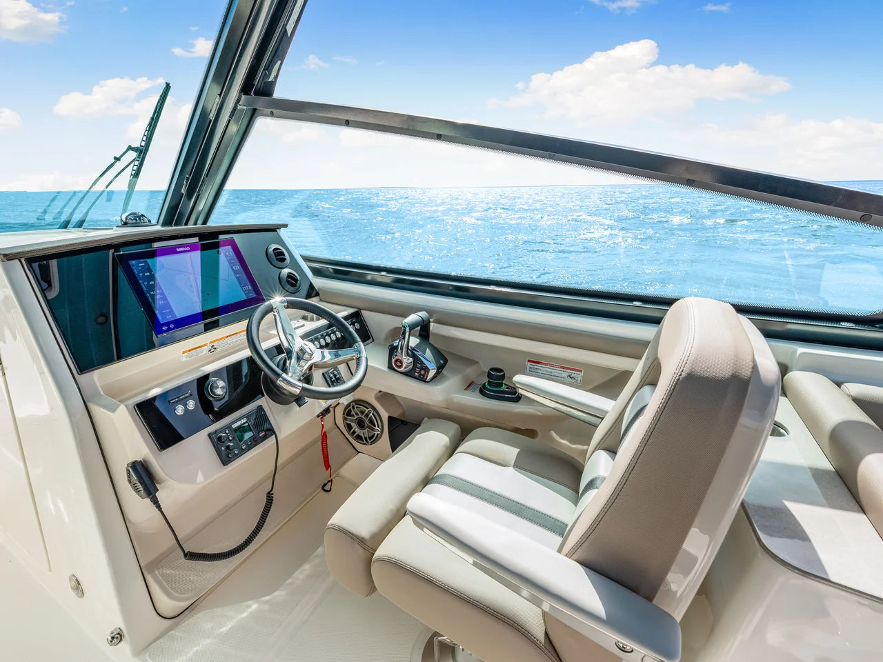 2026 Boston Whaler 330 Vantage 33.0 feet, Clearwater, Florida #48