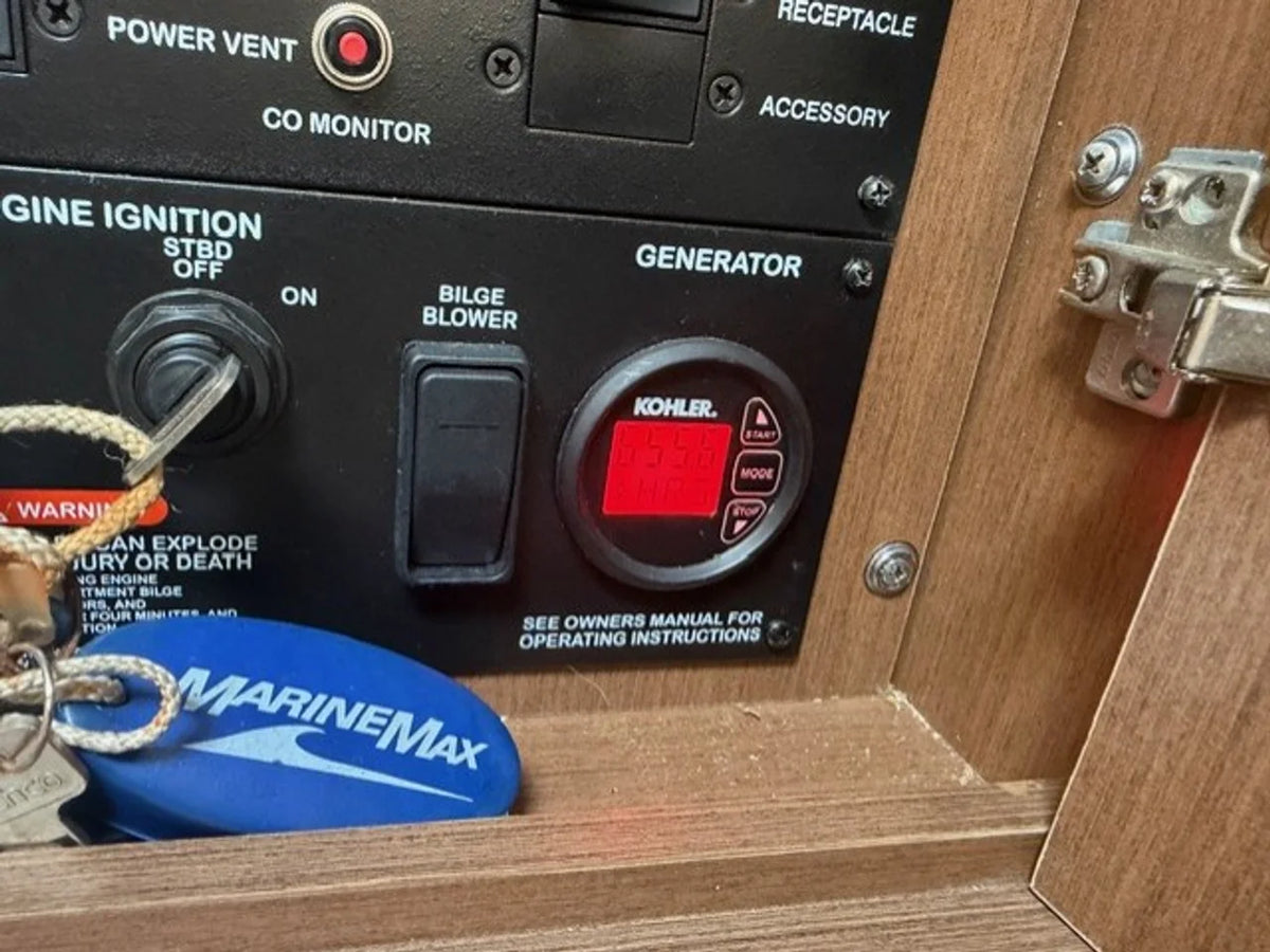 2016 Sea Ray SUNDANCER 330 33.0 feet, Miami, FL #33