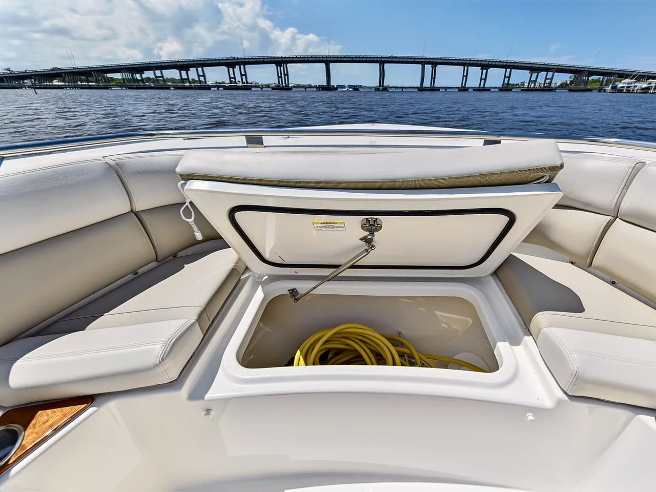 2025 Boston Whaler 350 REALM 35.0 feet, Stuart, Florida #47