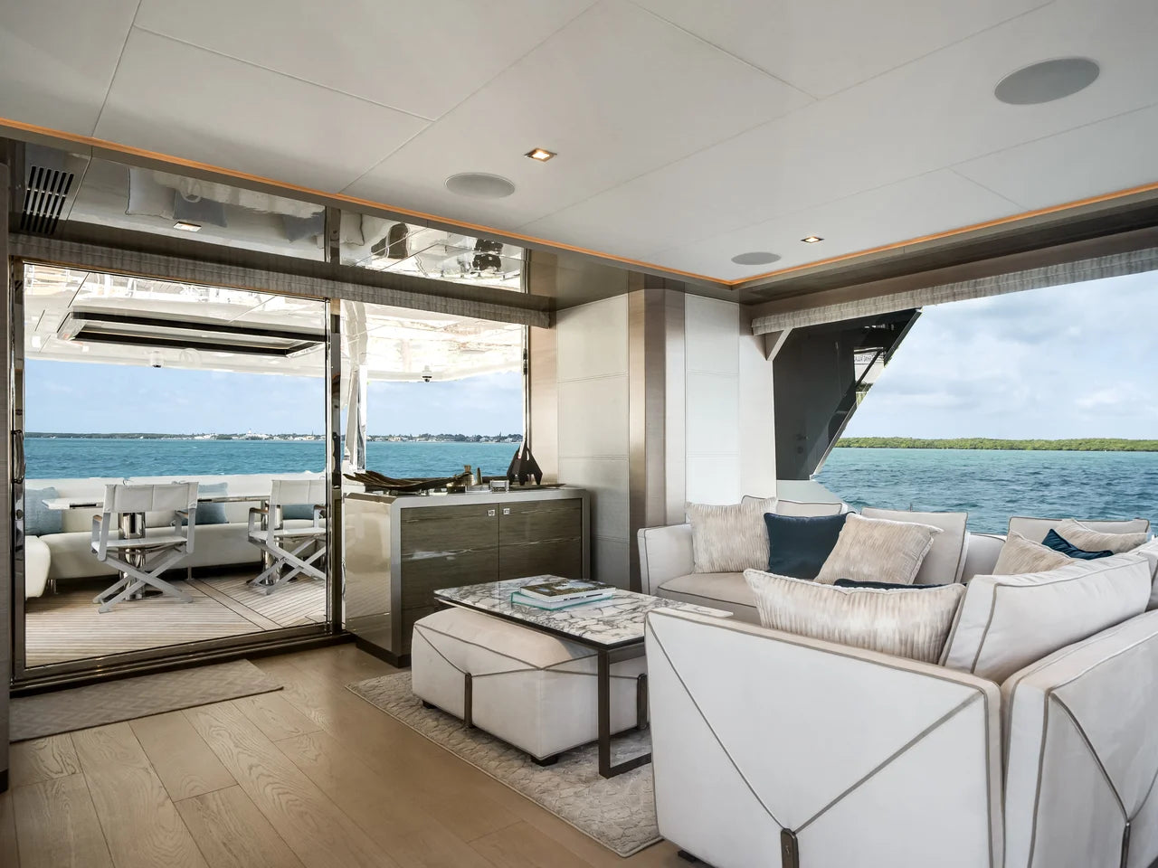 2023 Ocean Alexander 27R 88.0 feet, Ocean Reef, FL #70