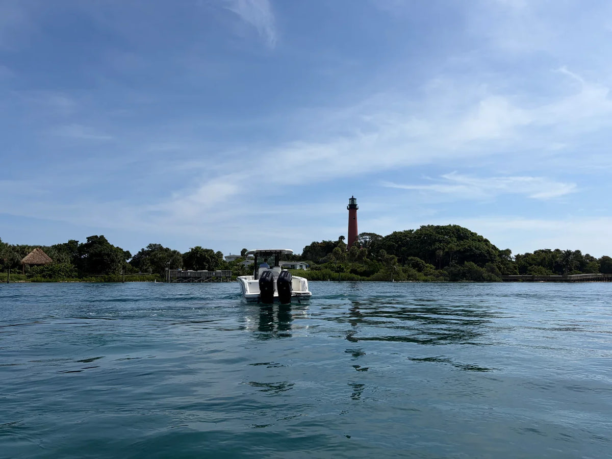 2026 Boston Whaler 330 Outrage 33.0 feet, Jupiter, Florida #15