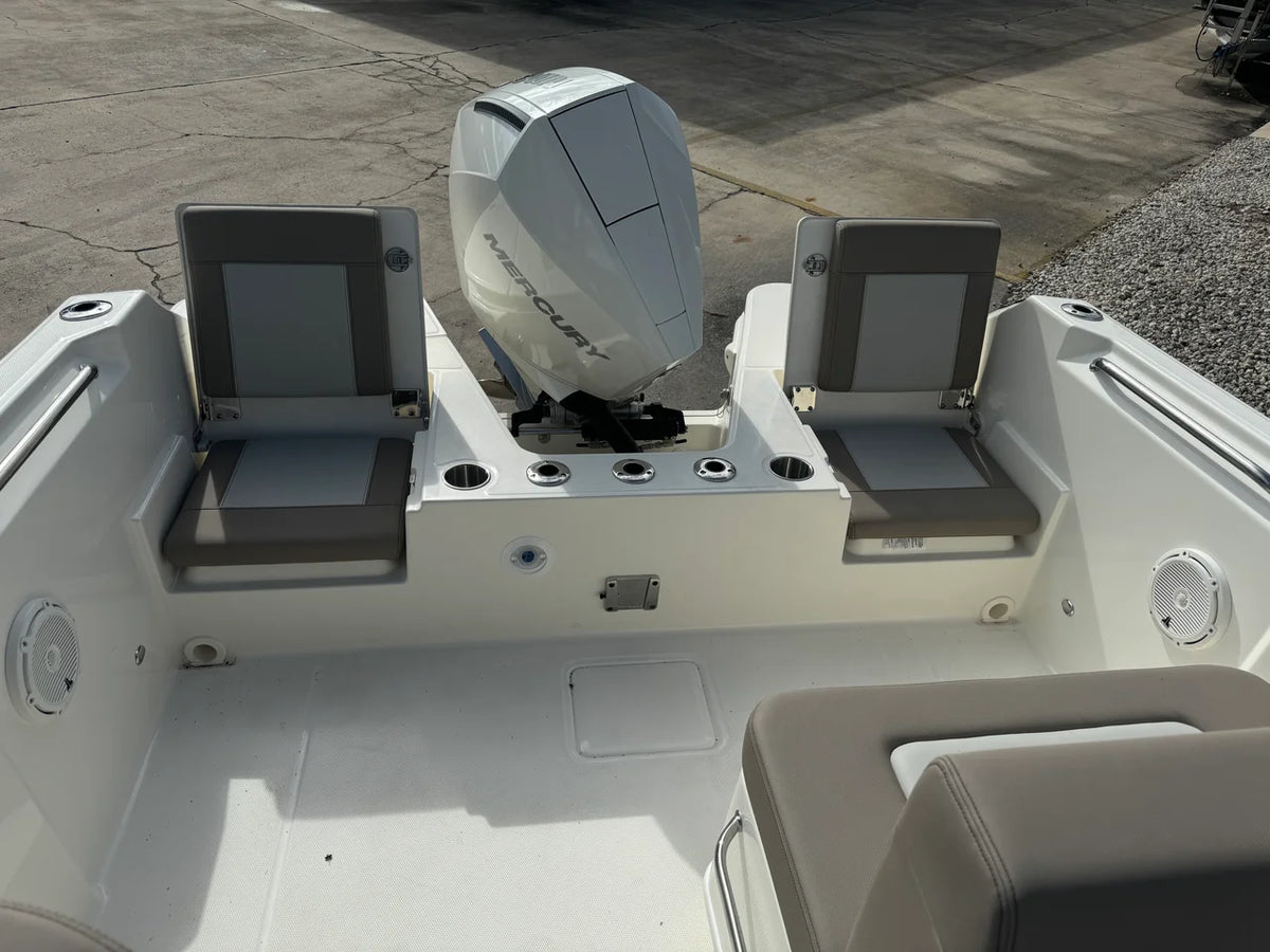 2026 Boston Whaler 210 Vantage 21.0 feet, Cocoa, Florida #17