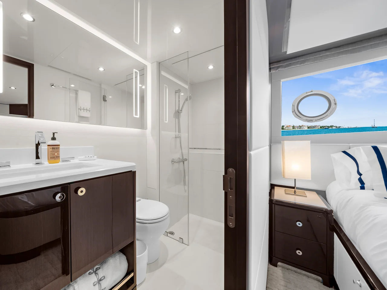 2024 Ocean Alexander 32L 106.0 feet, Miami, FL #28
