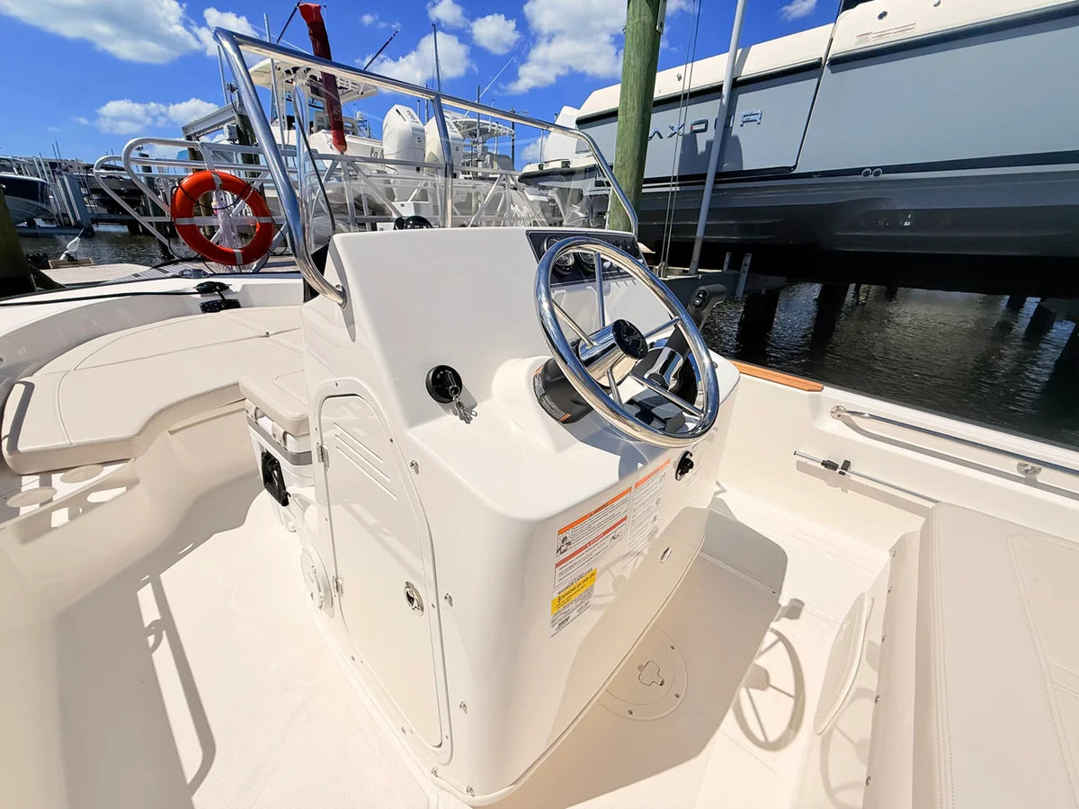 2027 Boston Whaler 190 Montauk 19.0 feet, St Petersburg, FL #32