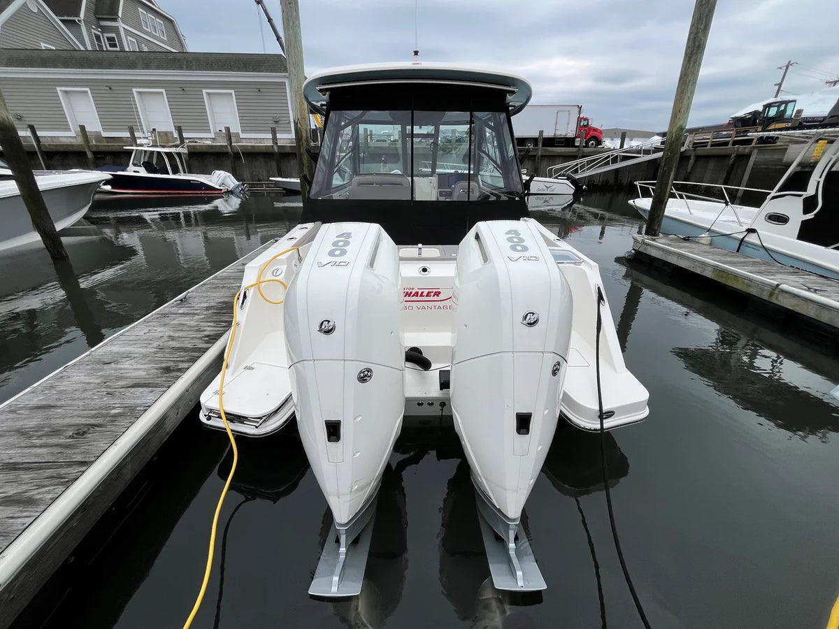 2026 Boston Whaler 330 Vantage 33.0 feet, Norwalk, Connecticut #18