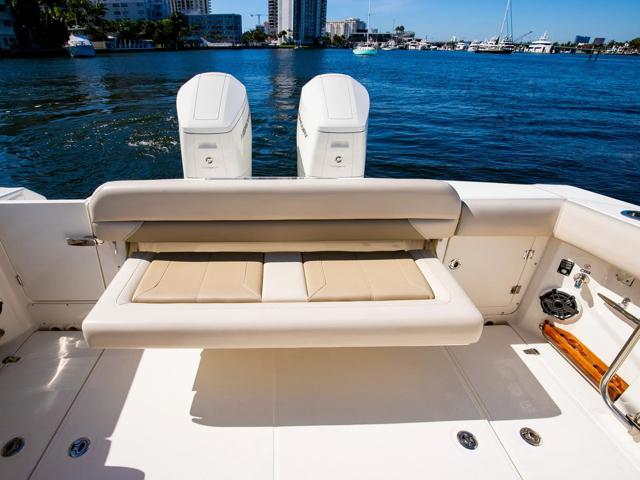 2024 Boston Whaler 380 OUTRAGE 38.0 feet, Ft. Lauderdale, FL #30