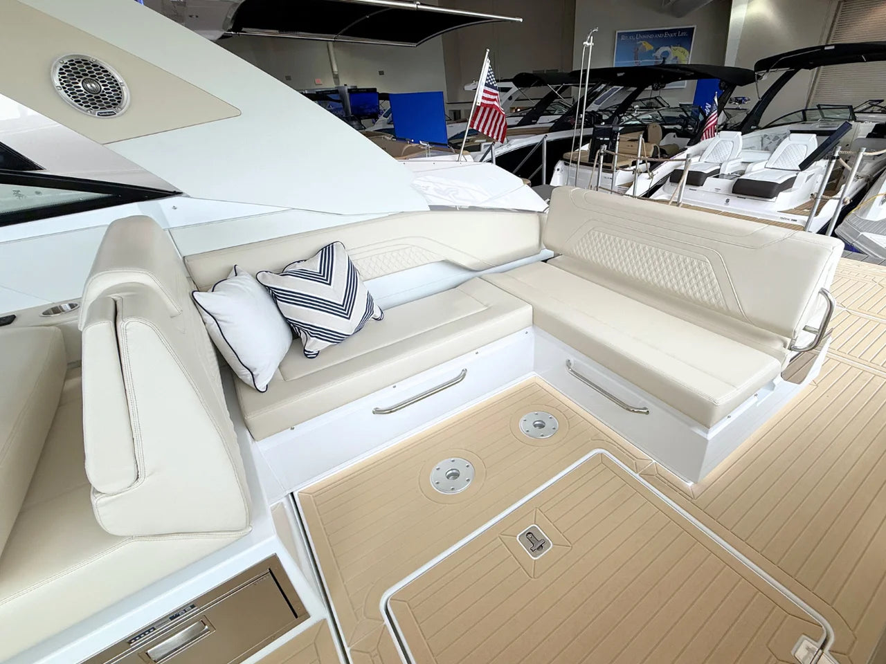 2026 Cruisers Yachts 34 GLS 34.0 feet, Lewisville, TX #22