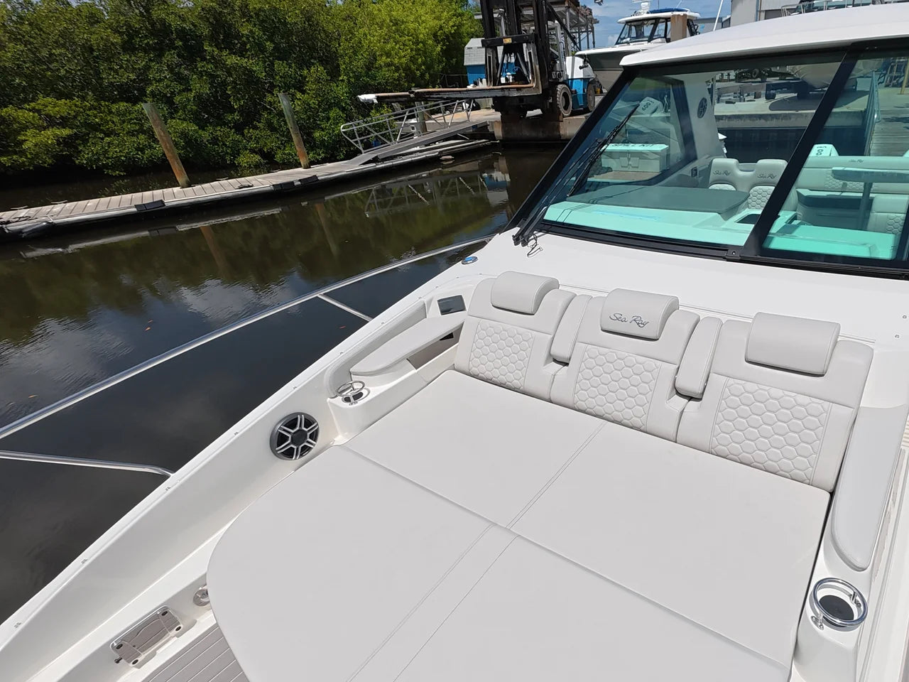 2026 Sea Ray Sundancer 320 Outboard 32.0 feet, Clearwater, Florida #43