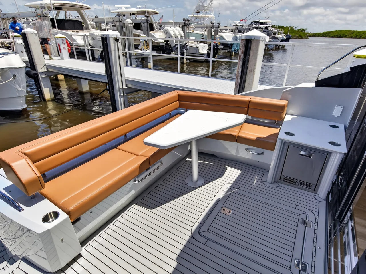 2026 Cruisers Yachts 46 Cantius 46.0 feet, Stuart, Florida #87