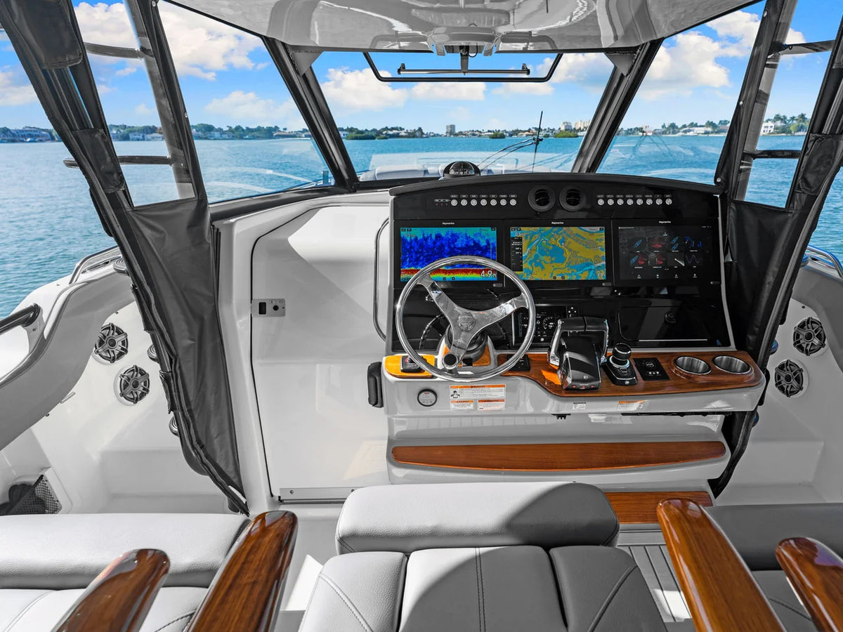 2023 Boston Whaler 420 OUTRAGE 42.0 feet, Naples, Florida #22