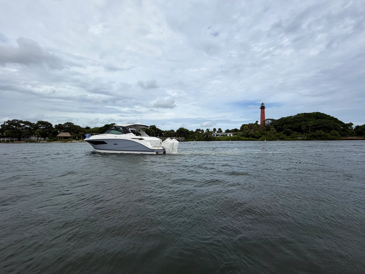 2027 Sea Ray Sundancer 320 Outboard 32.0 feet, Jupiter, Florida #4