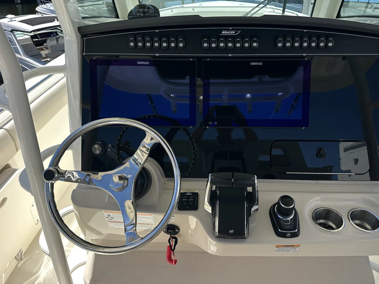 2023 Boston Whaler 33 OUTRAGE 33.0 feet, Pompano Beach, Florida #7