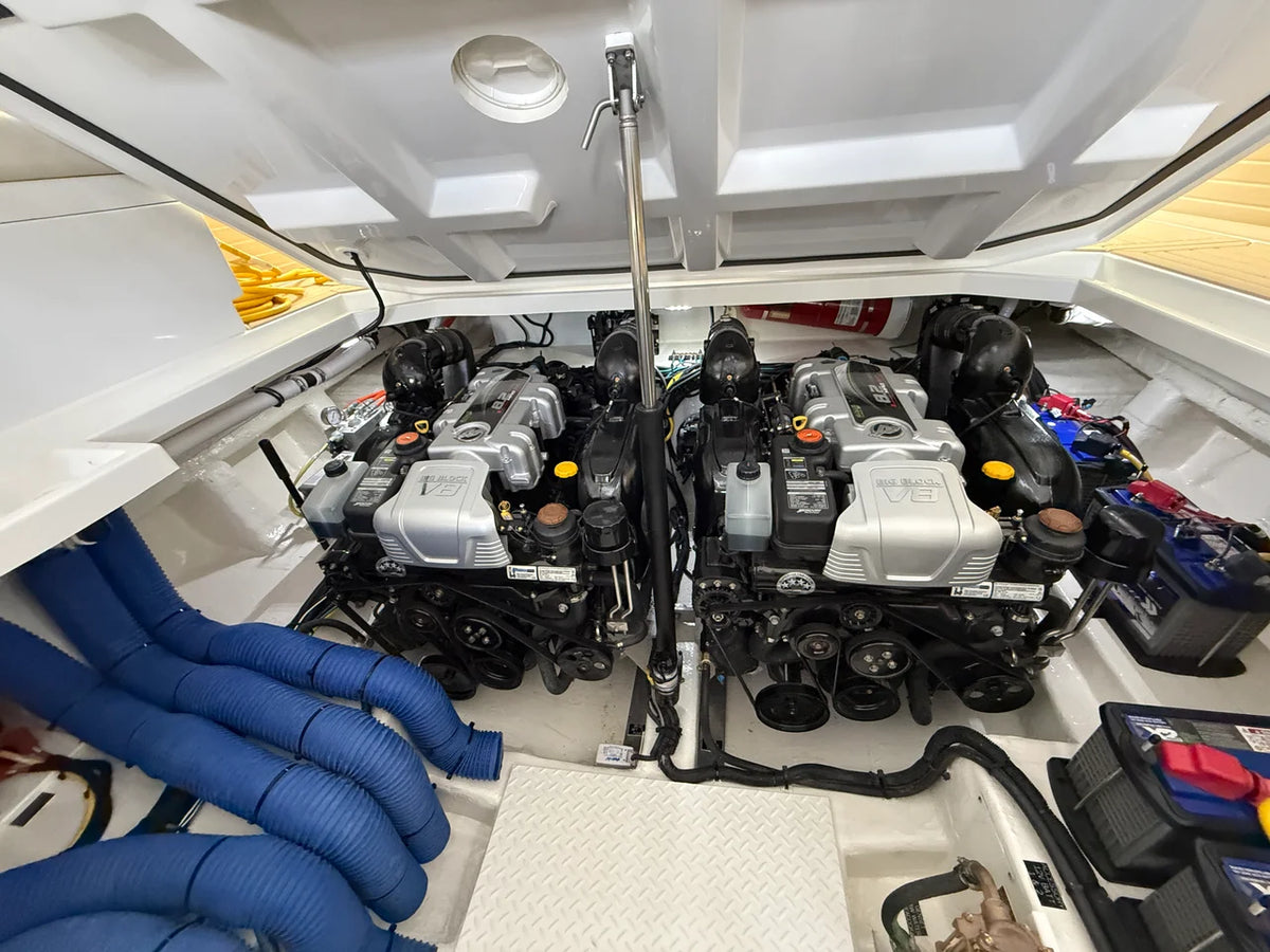 2027 Cruisers Yachts 42 GLS 42.0 feet, Lake Ozark, MO #56