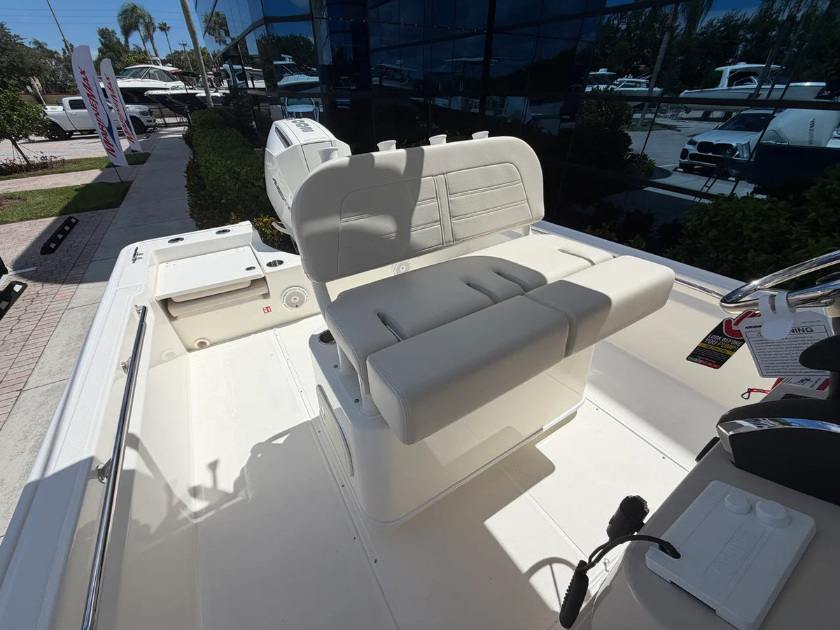 2027 Boston Whaler 210 Montauk 21.0 feet, Stuart, Florida #18