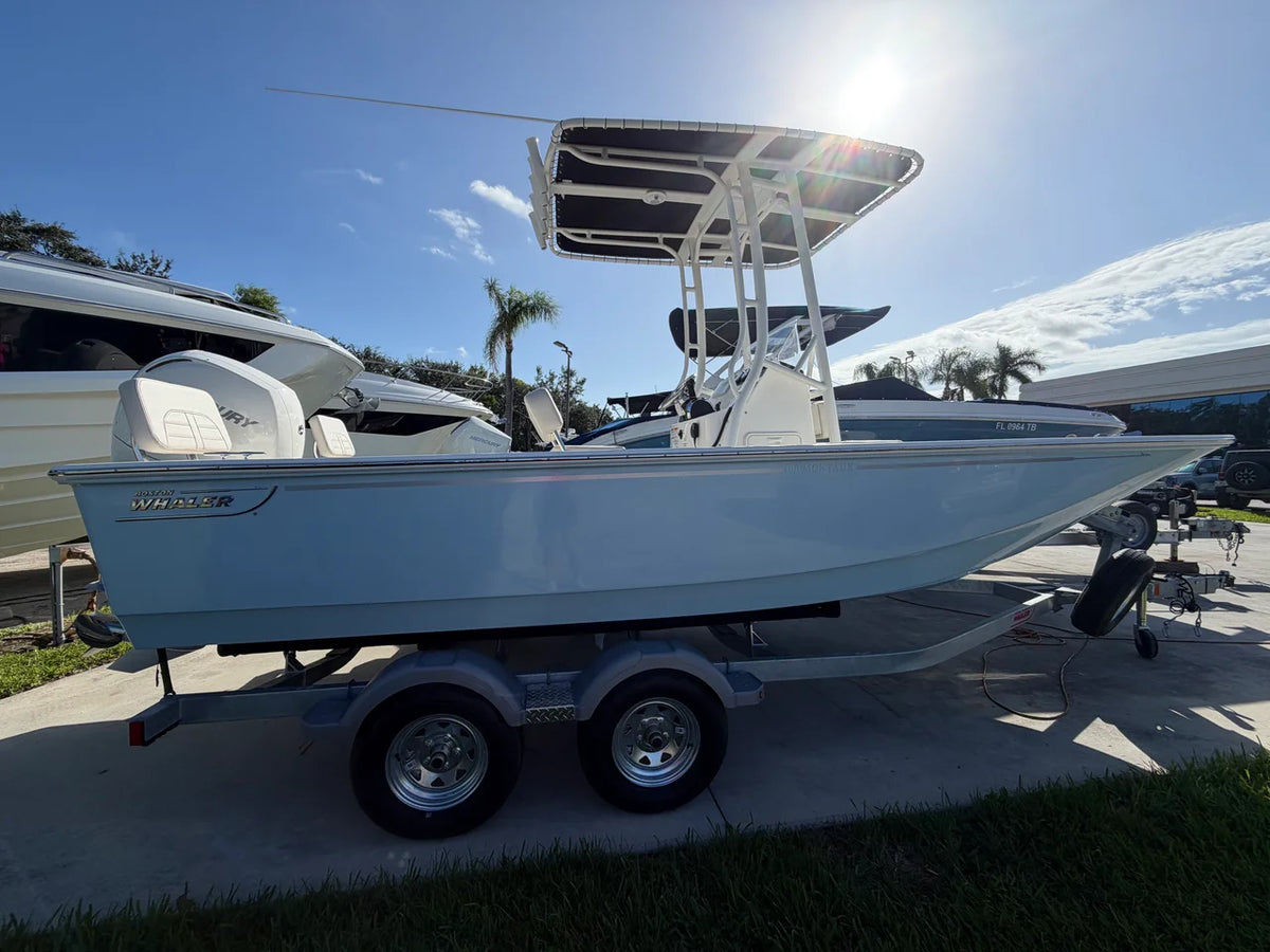 2027 Boston Whaler 190 Montauk 19.0 feet, Stuart, Florida #2
