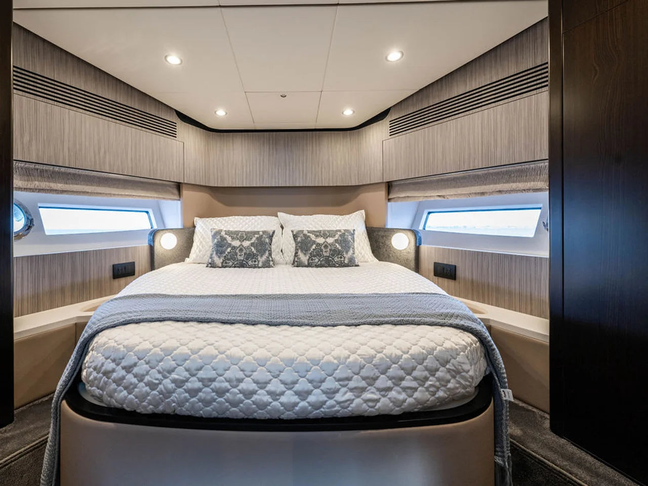 2022 Azimut 55 FLY 55.0 feet, Fort Myers, FL #55
