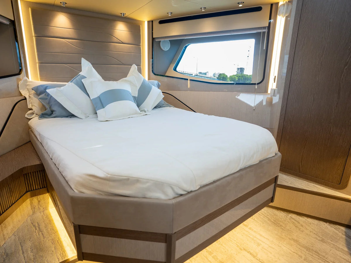 2026 Cruisers Yachts 57 FLY 57.0 feet, Miami, FL #44