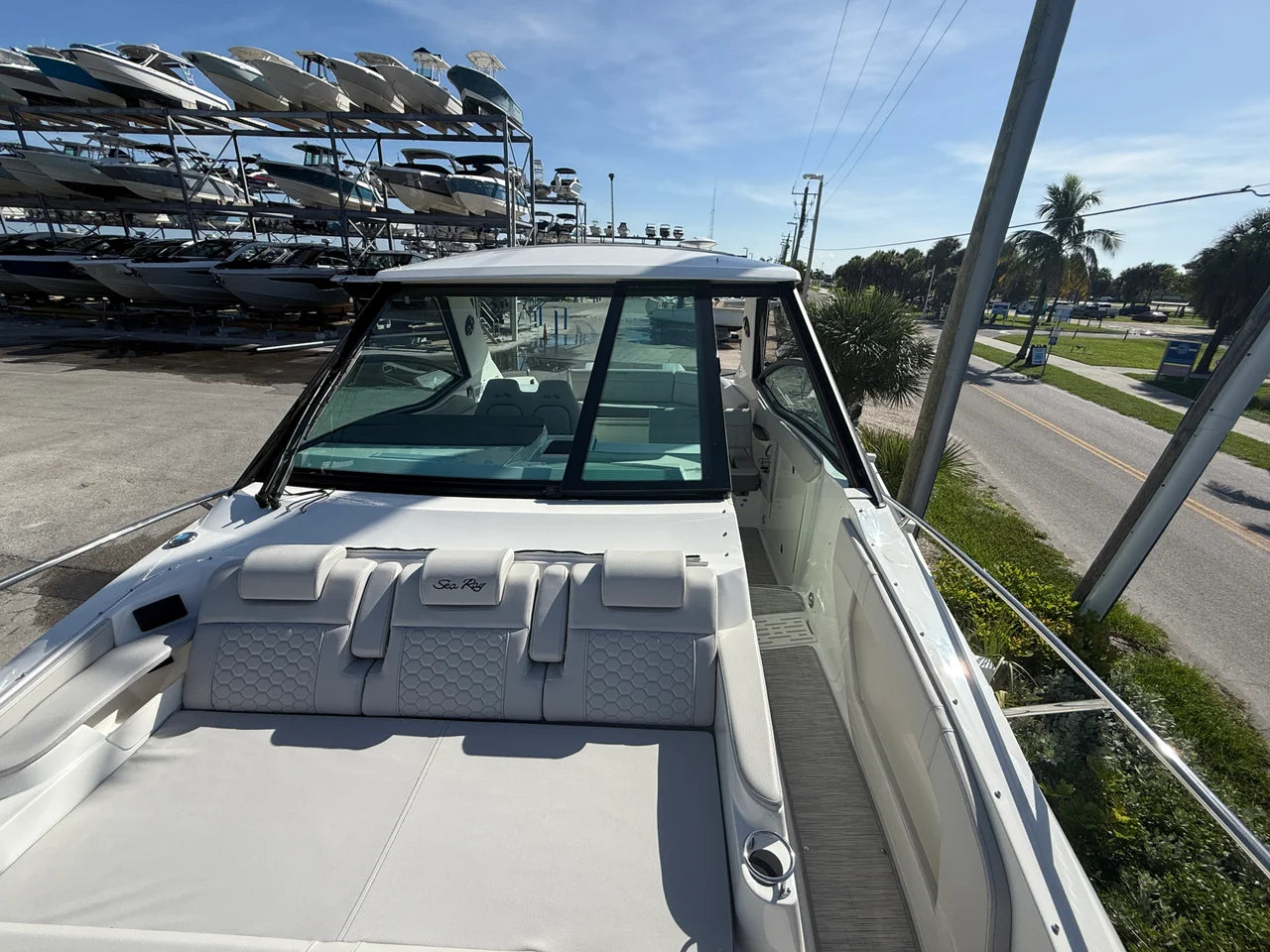 2027 Sea Ray Sundancer 320 Outboard 32.0 feet, Sarasota, FL #7