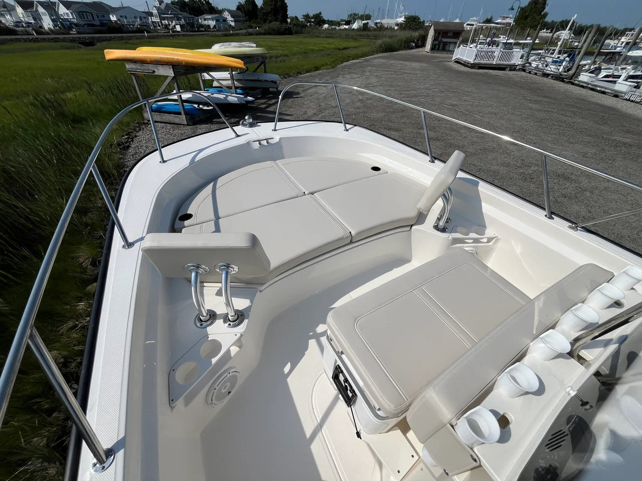 2026 Boston Whaler 210 Montauk 21.0 feet, Westbrook, Connecticut #10