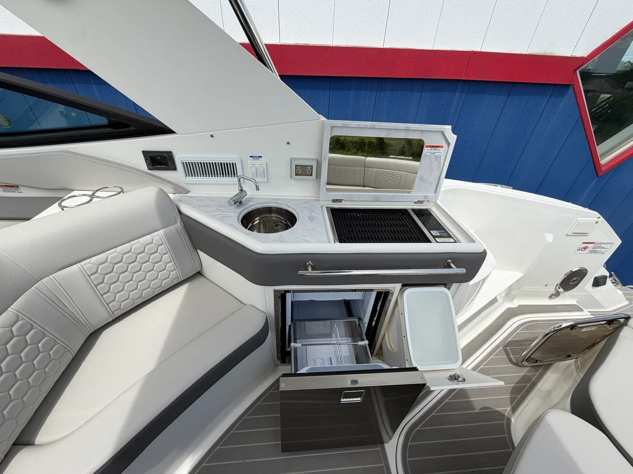 2026 Sea Ray Sundancer 320 32.0 feet, Rogers, MN #21