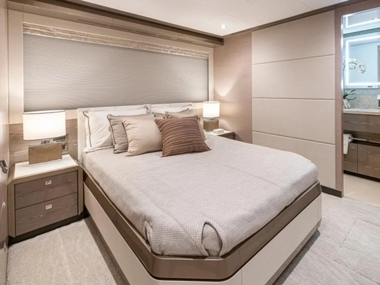 2027 Ocean Alexander 27R 93.0 feet, Pompano Beach, FL #44