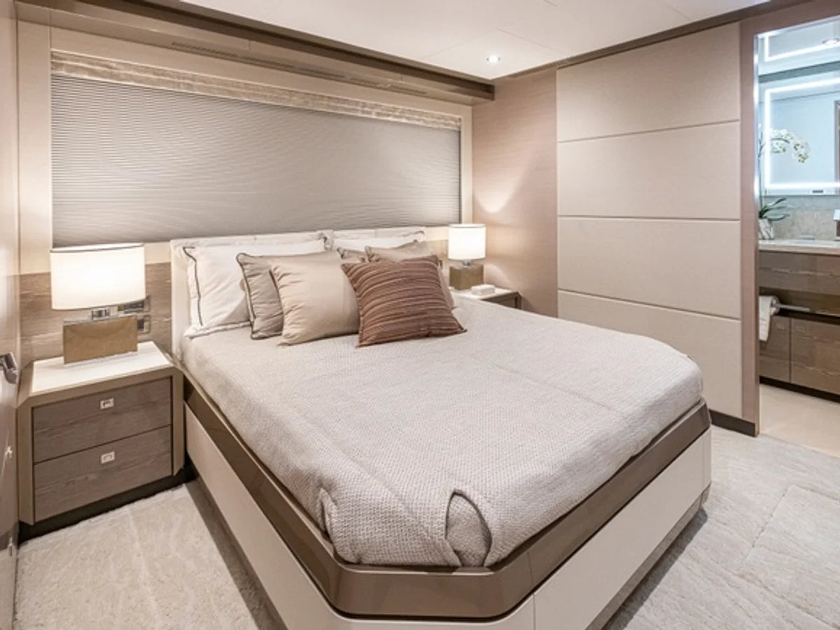 2027 Ocean Alexander 27R 93.0 feet, Pompano Beach, FL #44