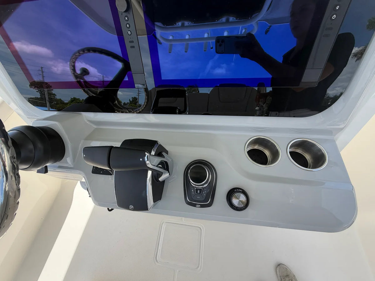 2026 Boston Whaler 330 Outrage 33.0 feet, Stuart, Florida #34