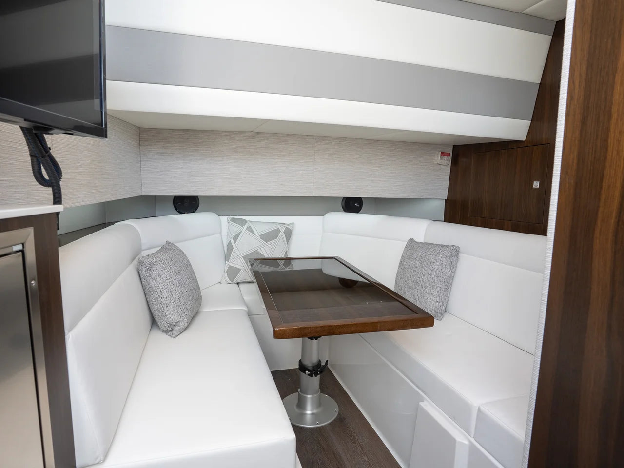 2026 Cruisers Yachts 42 GLS Outboard 42.0 feet, St. Petersburg, Florida #49