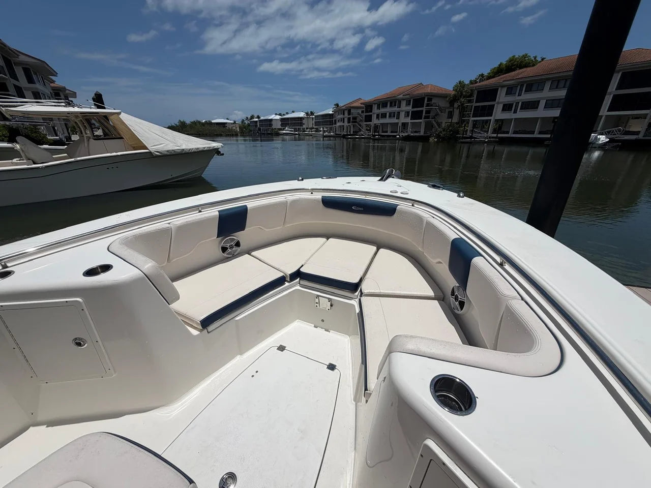 2017 Robalo R302 CENTER CONSOLE 29.0 feet, Key Largo, FL #16