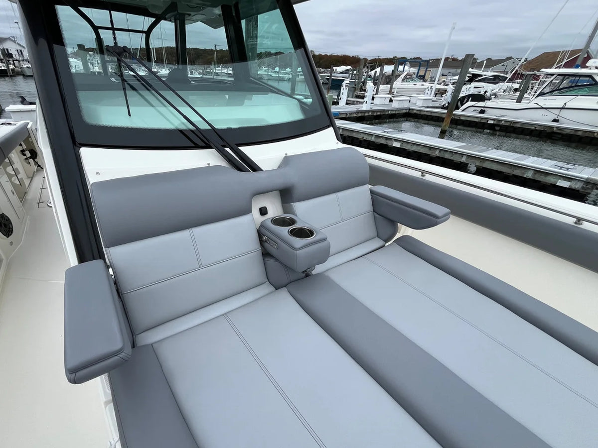 2026 Boston Whaler 360 Outrage 36.0 feet, Westbrook, Connecticut #42