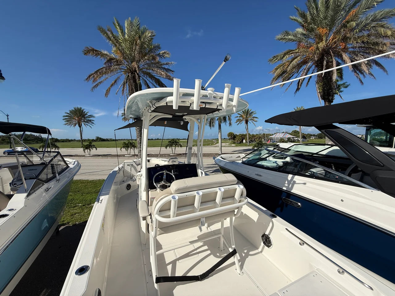 2027 Boston Whaler 250 Dauntless 25.0 feet, Venice, Florida #24