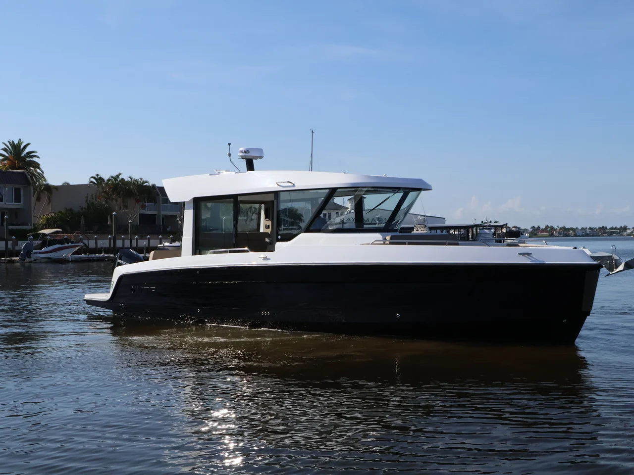 2026 Cruisers Yachts 38 VTR EC 38.0 feet, Naples, Florida #7