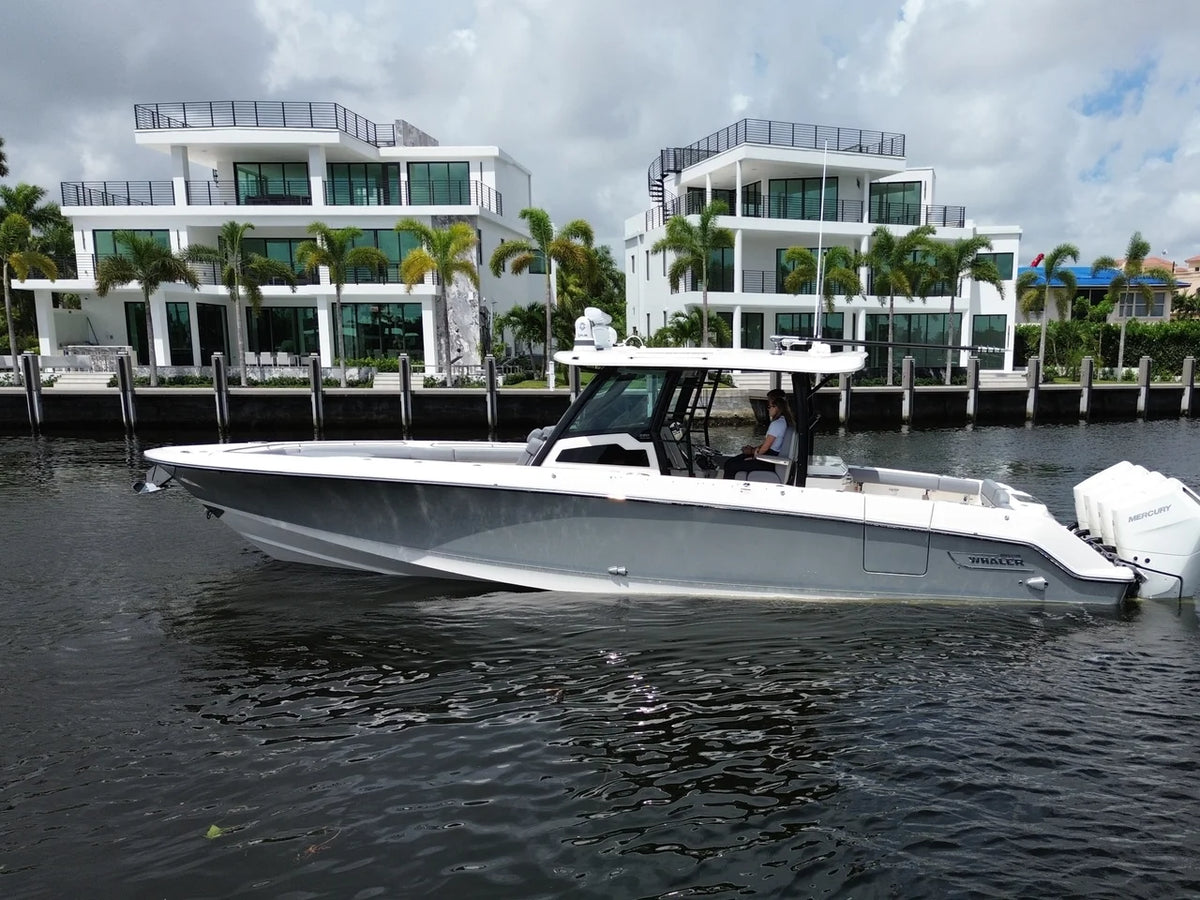 2027 Boston Whaler 380 Outrage 38.0 feet, Pompano Beach, Florida #5