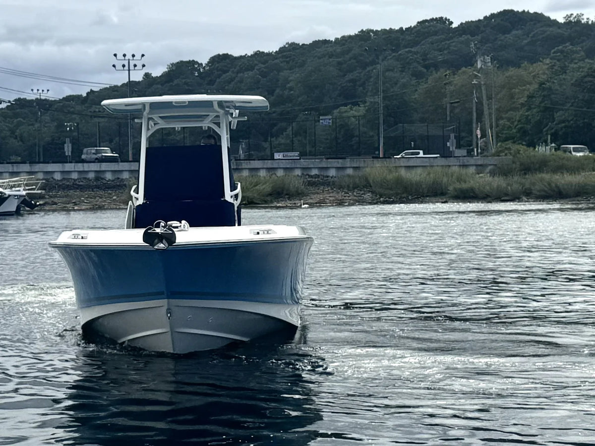 2026 Boston Whaler 230 Outrage 23.0 feet, Huntington, NY #2