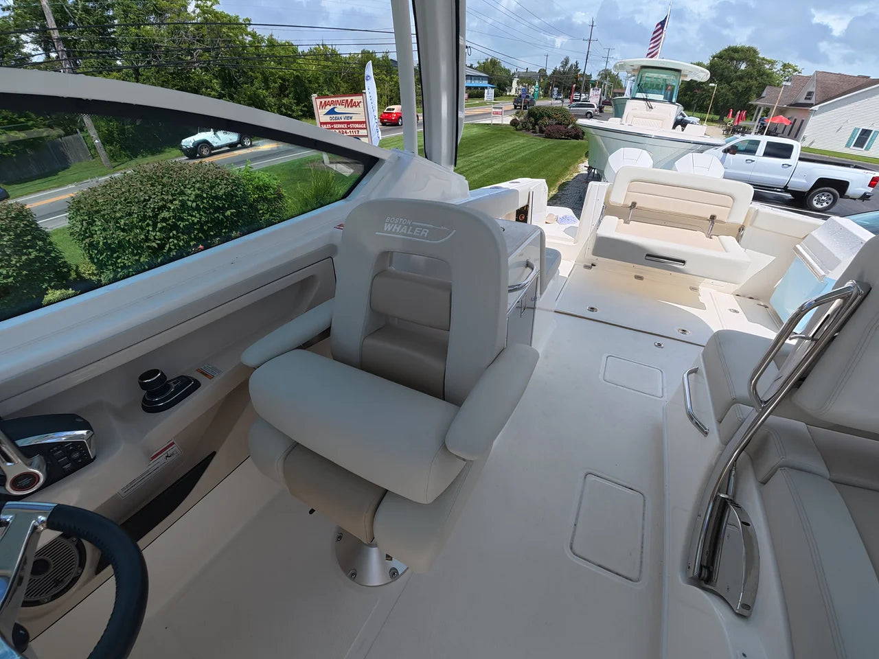 2026 Boston Whaler 280 Vantage 27.0 feet, Ocean View, NJ #16