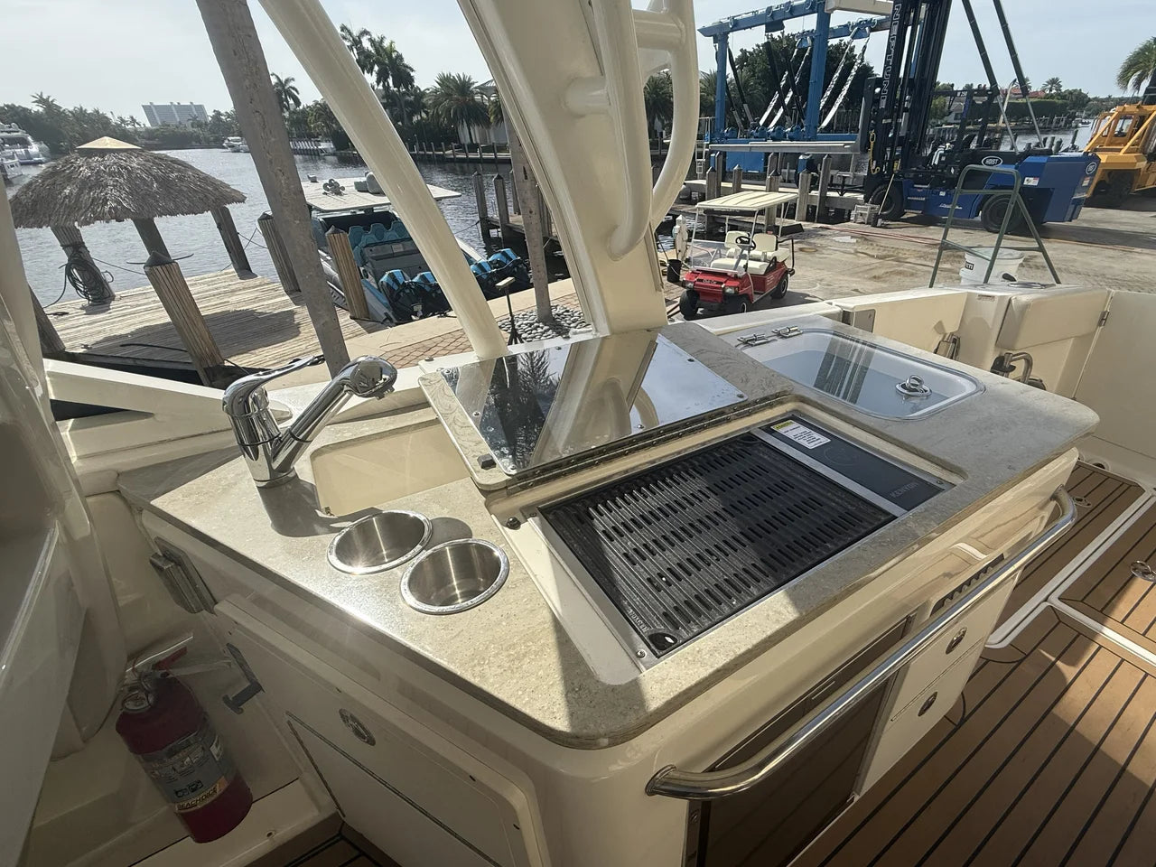 2018 Boston Whaler 320 VANTAGE 32.0 feet, Pompano Beach, Florida #48