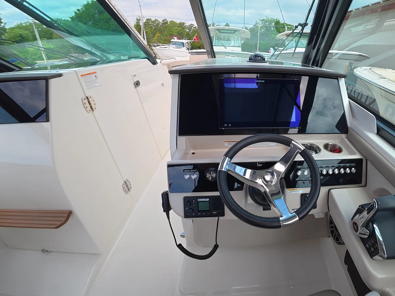 2025 Boston Whaler 330 Vantage 33.0 feet, Dennis, New Jersey #29
